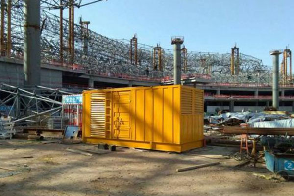 岳阳楼发电机出租如何判断空气滤清器是否需要更换？